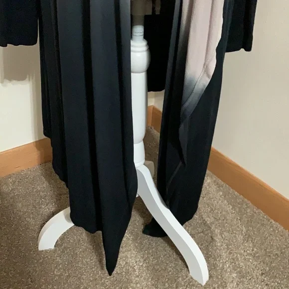 Handkerchief bottom light jacket - Picture 3 of 7